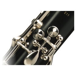 Clarinete en Sib BUFFET E12F 17 llaves con mochila BC2512F-2-0GB
